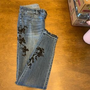 Flower embroidered Skinny Jeans